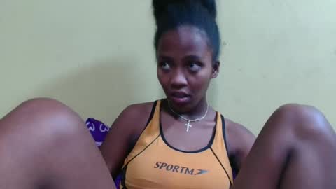 Snapshot of bienvenue987832 chatting on 04.15.26 bienvenue987832 online show from 04.15.26