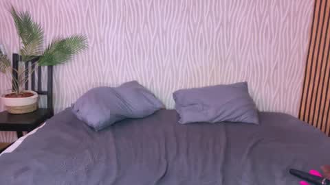 Snapshot of big_ass_blonde chatting on 05.08.26 Eva online show from 05.08.26