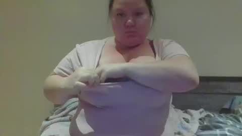 Snapshot of big_boob132 chatting on 10.17.25 big_boob132 online show from 10.17.25