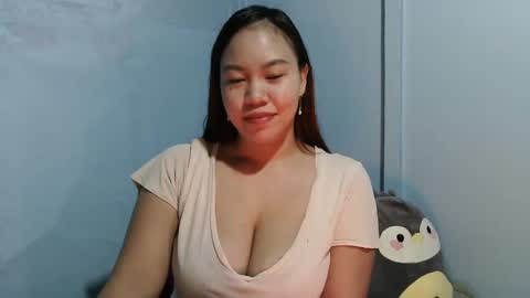 Snapshot of big_buttasian chatting on 01.14.25 Grace - online show from 01.14.25