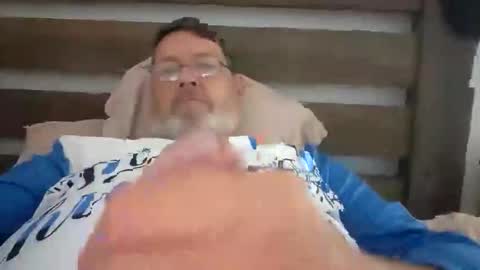 Snapshot of bigal9816192 chatting on 12.19.25 bigal9816192 online show from 12.19.25