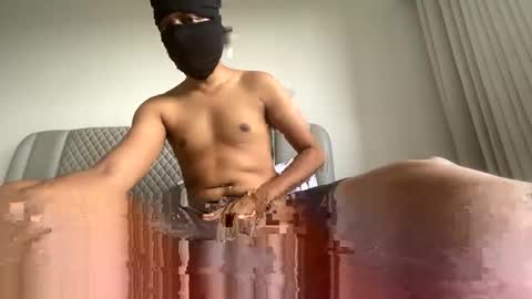 Snapshot of bigasian20177 chatting on 09.11.25 Your toy online show from 09.11.25