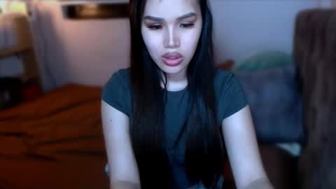 Mia online show from 01.12.26