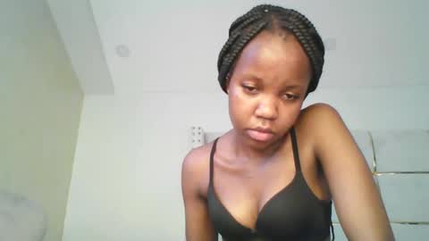 Snapshot of bigbaby004 chatting on 09.13.25 bigbaby004 online show from 09.13.25