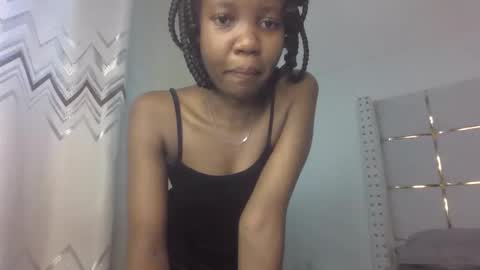 Snapshot of bigbaby004 chatting on 10.06.25 bigbaby004 online show from 10.06.25