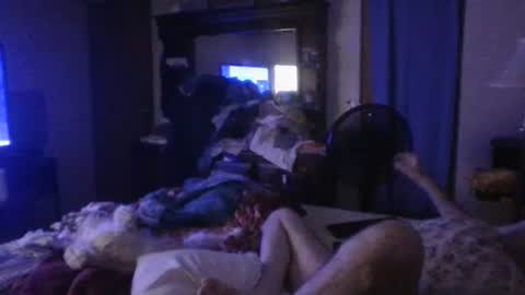 Snapshot of bigbenidick1 chatting on 10.04.25 BB online show from 10.04.25