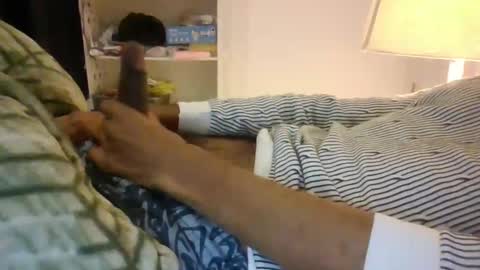 Snapshot of bigblackdaddy333 chatting on 12.29.24 bigblackdaddy333 online show from 12.29.24