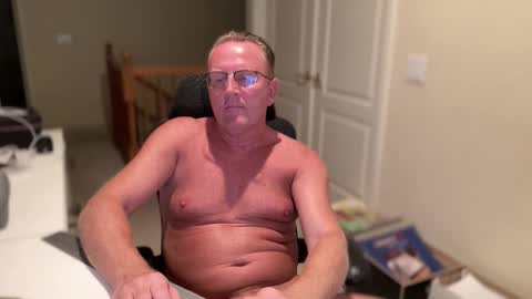 Snapshot of bigblondviking chatting on 04.21.26 bigblondviking online show from 04.21.26