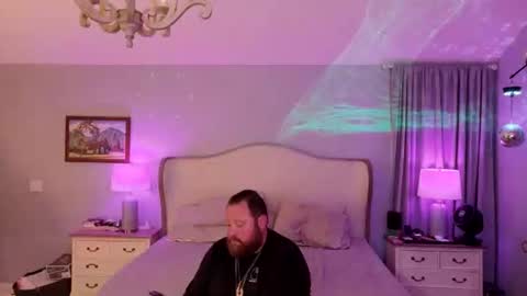 Snapshot of bigboi1o11 chatting on 11.08.25 Bigboi1o11 online show from 11.08.25