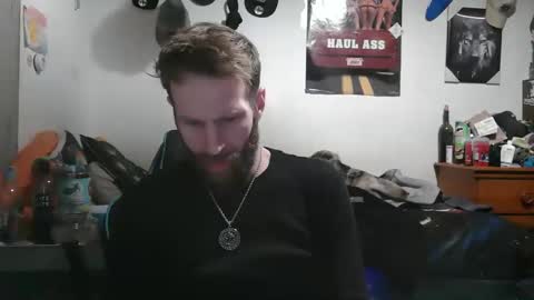 Snapshot of bigboi69419 chatting on 12.03.25 Anti hero online show from 12.03.25