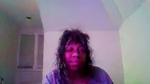 Snapshot of bigboobs_bouncin chatting on 12.17.25 Ashley online show from 12.17.25