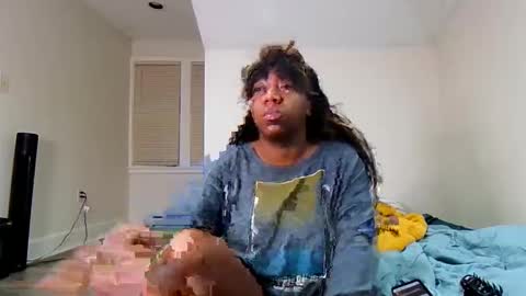 Snapshot of bigboobs_bouncin chatting on 01.06.26 Ashley online show from 01.06.26