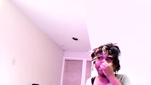 Snapshot of bigboobs_bouncin chatting on 04.08.26 Ashley online show from 04.08.26