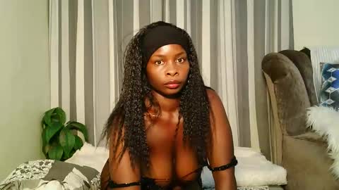 Vee online show from 03.23.26