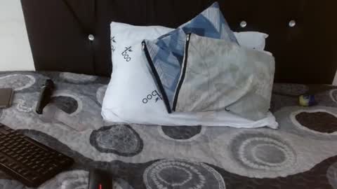 Bigbootyshaz online show from 12.17.24