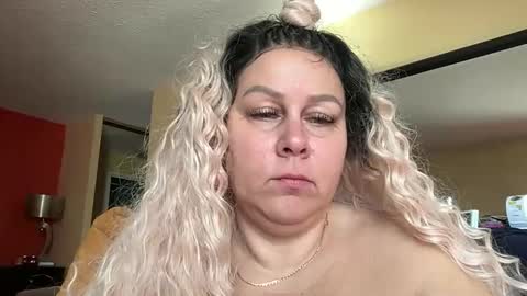 Snapshot of bigbreastsabrina chatting on 05.27.26 BIG BREAST SABRINA online show from 05.27.26