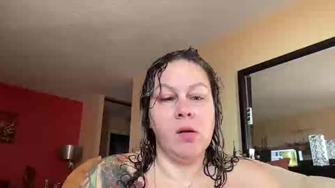 Snapshot of bigbreastsabrina chatting on 05.29.26 BIG BREAST SABRINA online show from 05.29.26