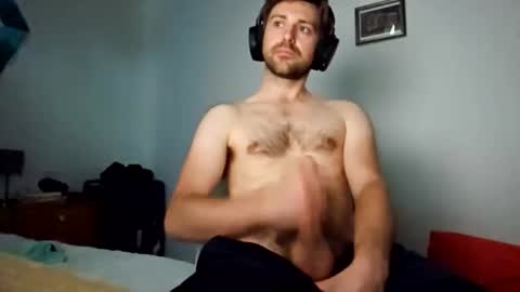 Snapshot of bigbrit_25 chatting on 10.12.25 Big Brit online show from 10.12.25