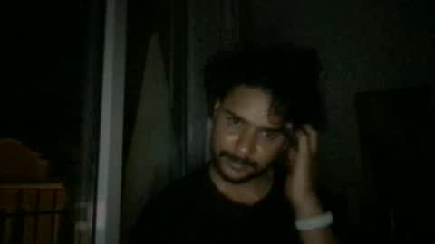 Snapshot of bigbrown_boy chatting on 05.11.26 bigbrown_boy online show from 05.11.26