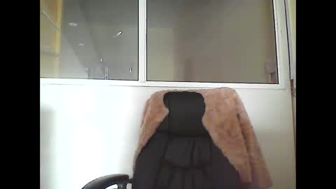 Snapshot of bigbumboobs98 chatting on 09.29.25 bigbumboobs98 online show from 09.29.25