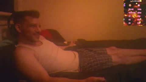 Jon - Im Straight online show from 03.09.25