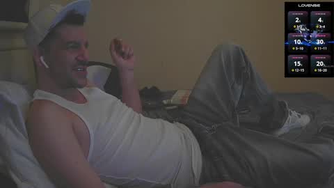 Jon - Im Straight online show from 10.03.25