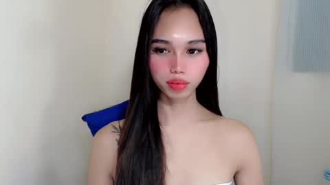 ZARINA online show from 03.25.26