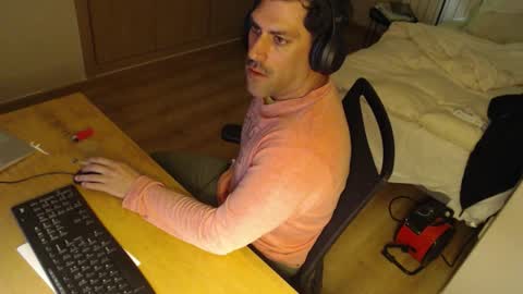 Snapshot of bigcok35spain chatting on 02.23.26 bigcok35spain online show from 02.23.26