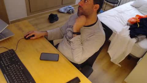 Snapshot of bigcok35spain chatting on 05.01.26 bigcok35spain online show from 05.01.26