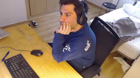 Snapshot of bigcok35spain chatting on 05.15.26 bigcok35spain online show from 05.15.26