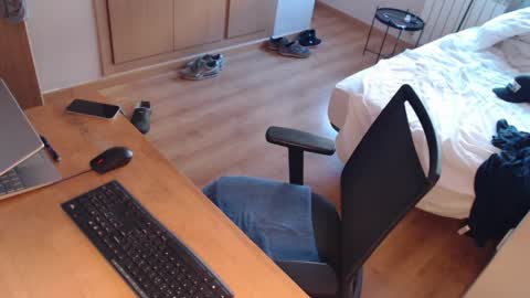 Snapshot of bigcok35spain chatting on 05.19.26 bigcok35spain online show from 05.19.26