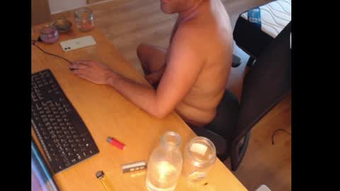 Snapshot of bigcok35spain chatting on 07.28.26 bigcok35spain online show from 07.28.26