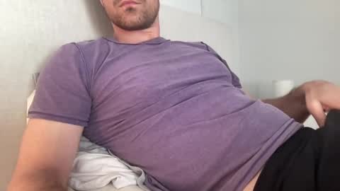 Snapshot of bigcollegecock69690 chatting on 02.03.25 bigcollegecock69690 online show from 02.03.25