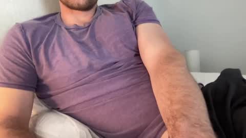 Snapshot of bigcollegecock69690 chatting on 02.11.25 bigcollegecock69690 online show from 02.11.25