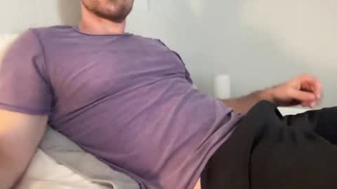 Snapshot of bigcollegecock69690 chatting on 02.26.25 bigcollegecock69690 online show from 02.26.25