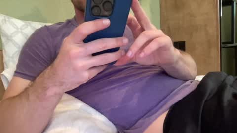 Snapshot of bigcollegecock69690 chatting on 03.09.25 bigcollegecock69690 online show from 03.09.25