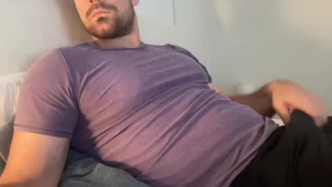 Snapshot of bigcollegecock69690 chatting on 09.29.25 bigcollegecock69690 online show from 09.29.25