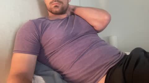 Snapshot of bigcollegecock69690 chatting on 10.17.25 bigcollegecock69690 online show from 10.17.25