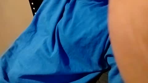 Snapshot of bigdaddie2muchh909 chatting on 02.18.25 Cloudy909 online show from 02.18.25