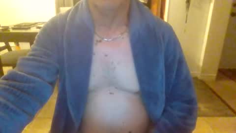 Snapshot of bigdeer581917471 chatting on 06.16.26 bigdeer581917471 online show from 06.16.26