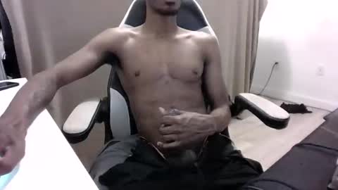 Snapshot of bigdickcumslut99 chatting on 02.01.26 antwan online show from 02.01.26