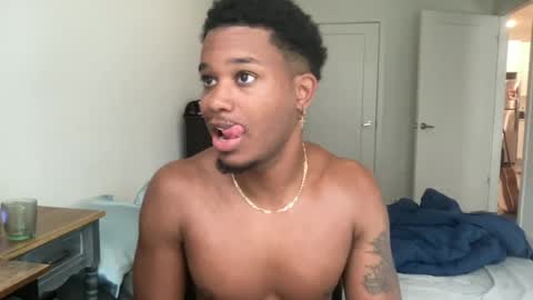 Snapshot of bigdickjersey35 chatting on 06.26.26 bigdickjersey35 online show from 06.26.26
