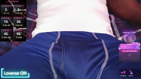 Snapshot of bigdikfreak chatting on 03.12.25 BigDickFreak online show from 03.12.25