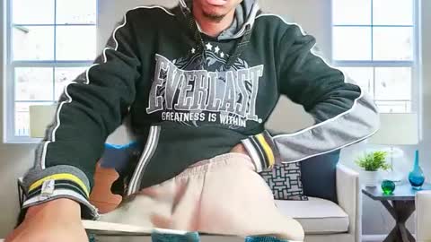 Snapshot of biggeroncam chatting on 01.12.25 biggeroncam online show from 01.12.25