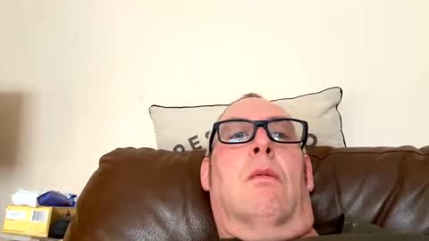 biggloves4bighands online show from 10.24.25