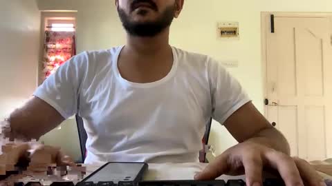 bighandsomesatisfy online show from 01.03.25