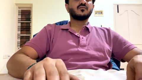 bighandsomesatisfy online show from 01.11.25