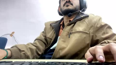 bighandsomesatisfy online show from 02.26.25