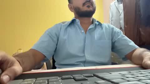 bighandsomesatisfy online show from 04.01.26