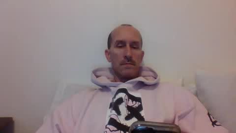 Snapshot of bighugemouthful chatting on 12.09.24 Chaz online show from 12.09.24